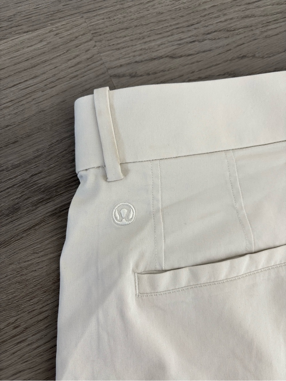 Lululemon Pleat-Front High-Rise Trouser *Regular Bone Size 10 Cropped - Picture 5 of 6